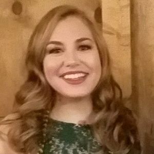 Meet your Posher, Stephanie